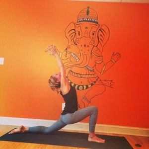 Meet your Posher, Kelly